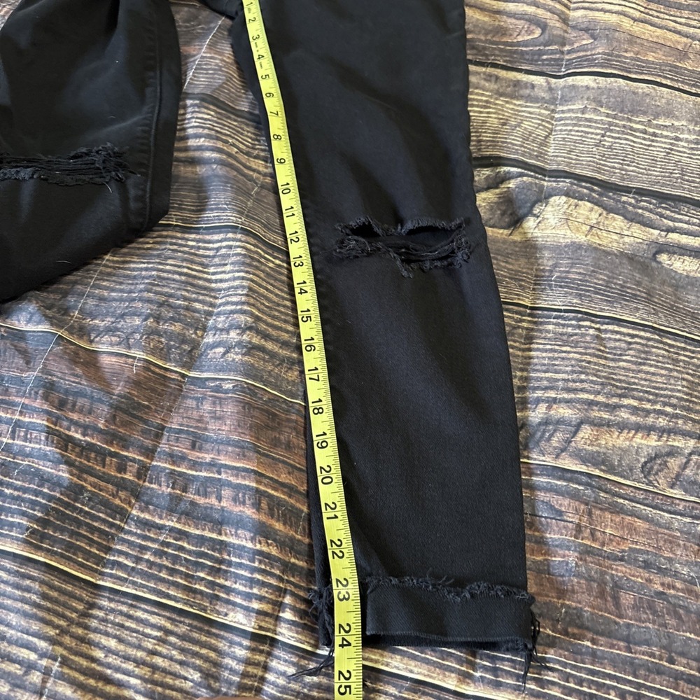 Levis Jeans Womens 25 Black Denim Wedgie Skinny High Rise Button Fly Distressed - Picture 8 of 13